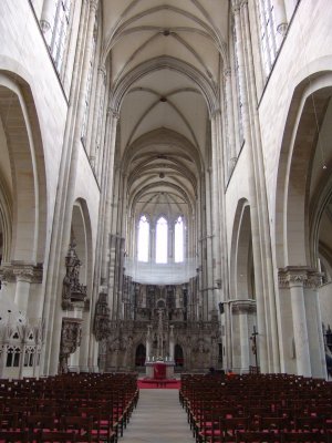 Dom innen-gro�