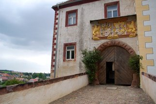 Schloss Colditz: Eingang mit dem Allianzwappen