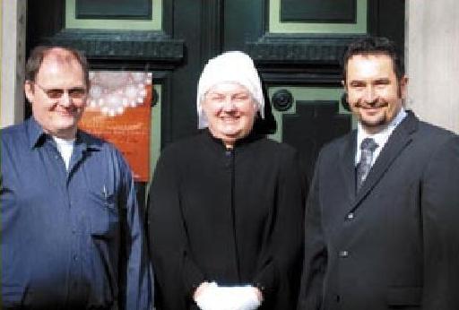 V.l.n.r.: Andreas Fritsche, Fa. Friba, Fr. Bocherding, Kloster Medingen, Thorsten Schwarz, Fa. Notiﬁer